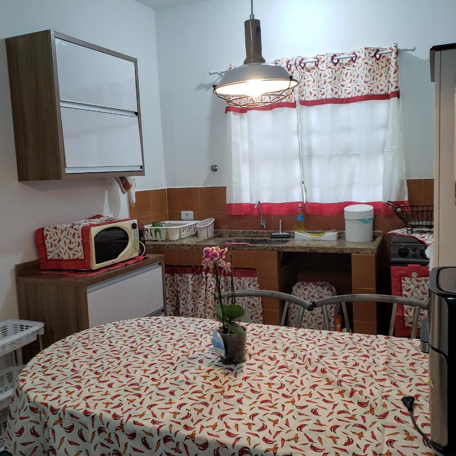 Casa Vista Para Montanha Pet Friendly カラグァタトゥバ エクステリア 写真
